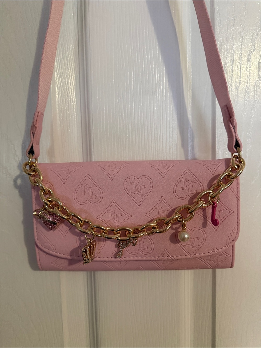 NEW Juicy Couture Pink Quilted Crossbody with Gold Charm Chain